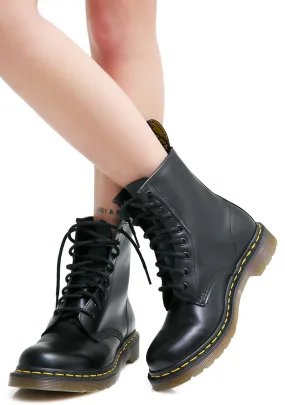 1460 8 Eye Boots-