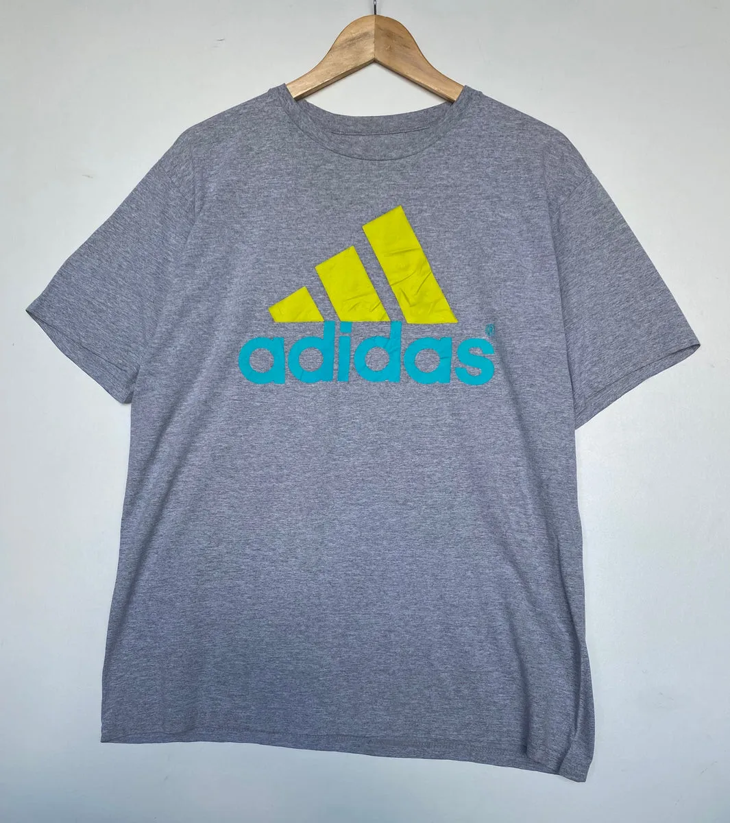 Adidas t-shirt (L)