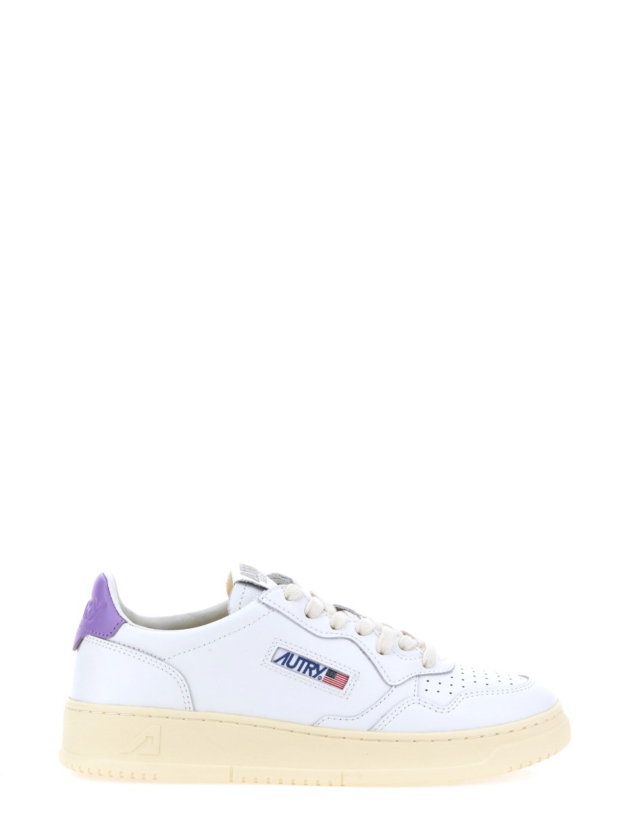 AUTRY    MEDALIST LOW SNEAKER